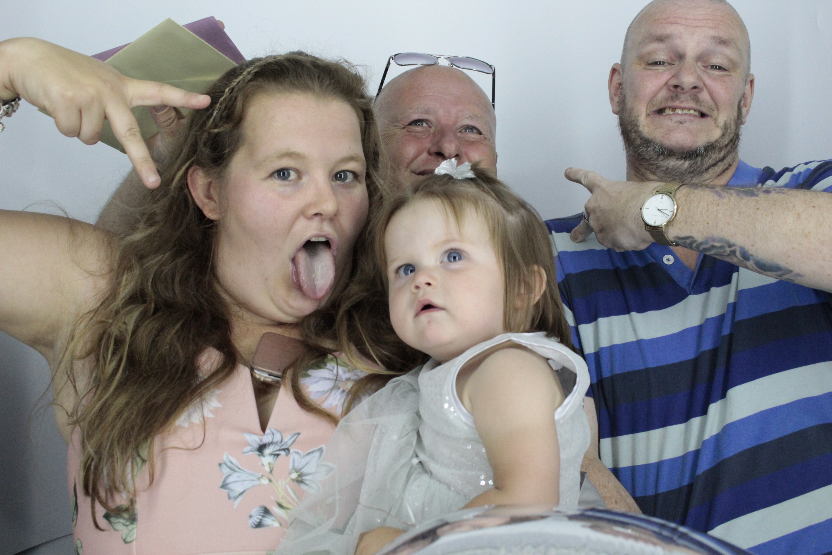 Ellesse's 21st Birthday | View more photos from the event at gallery.myphotoboothexperience.co.uk/u/MyPhotoBoothExperienceLtd/Ellesses-21st-Birthday